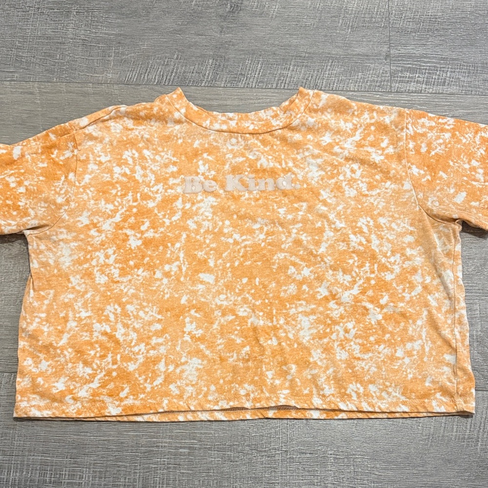 Be Kind. Tie-Dye Crop Tee.